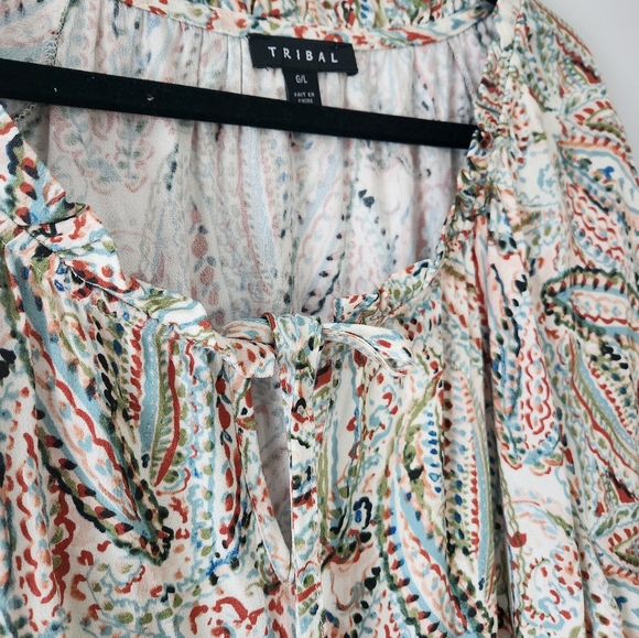 Tribal dress - Picture 2 of 3